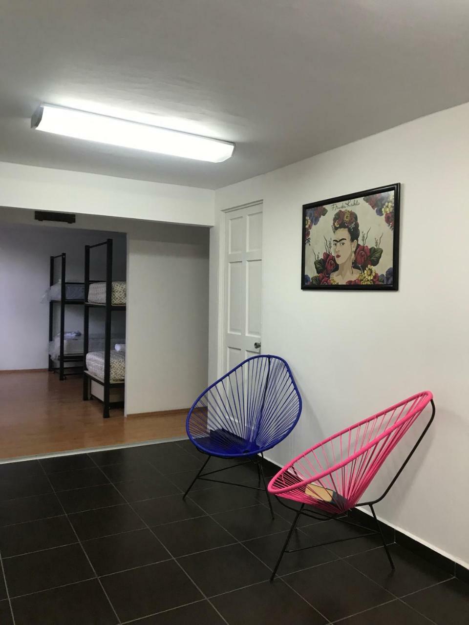 Casa Frida Hostel